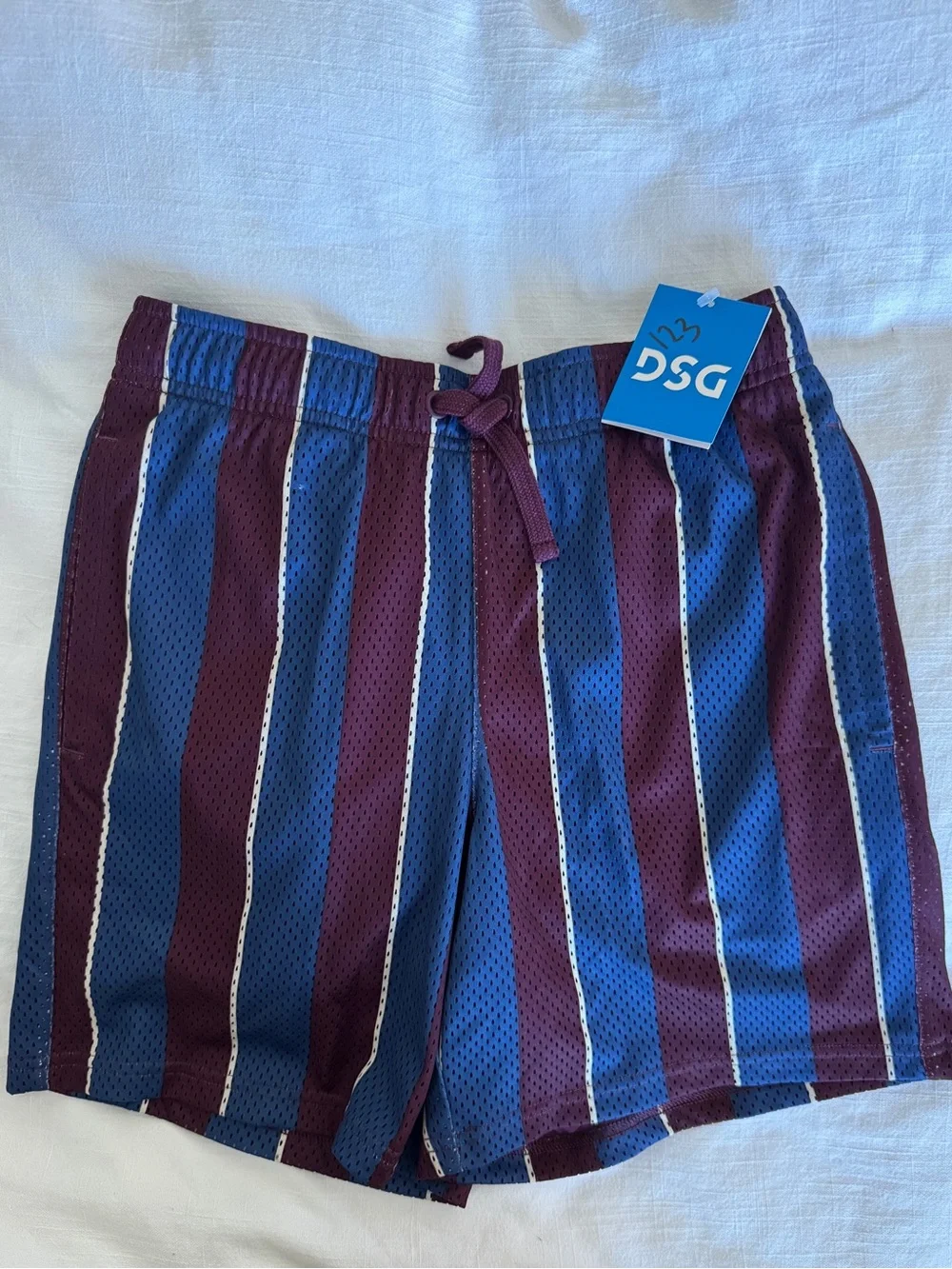 DSG Boys striped Mesh Gym Shorts in burgundy blue white size L NWT